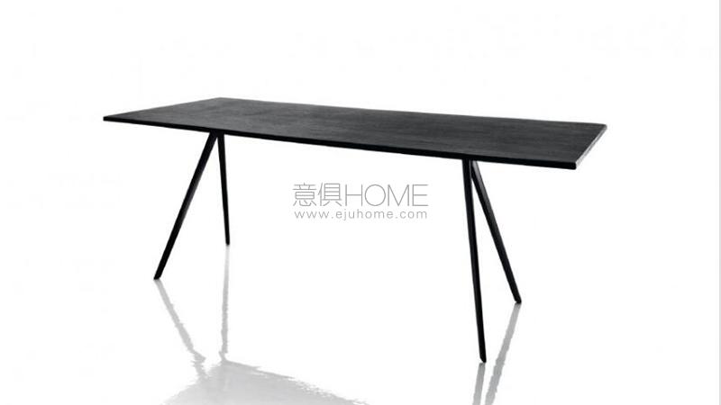 Baguette 户外长桌