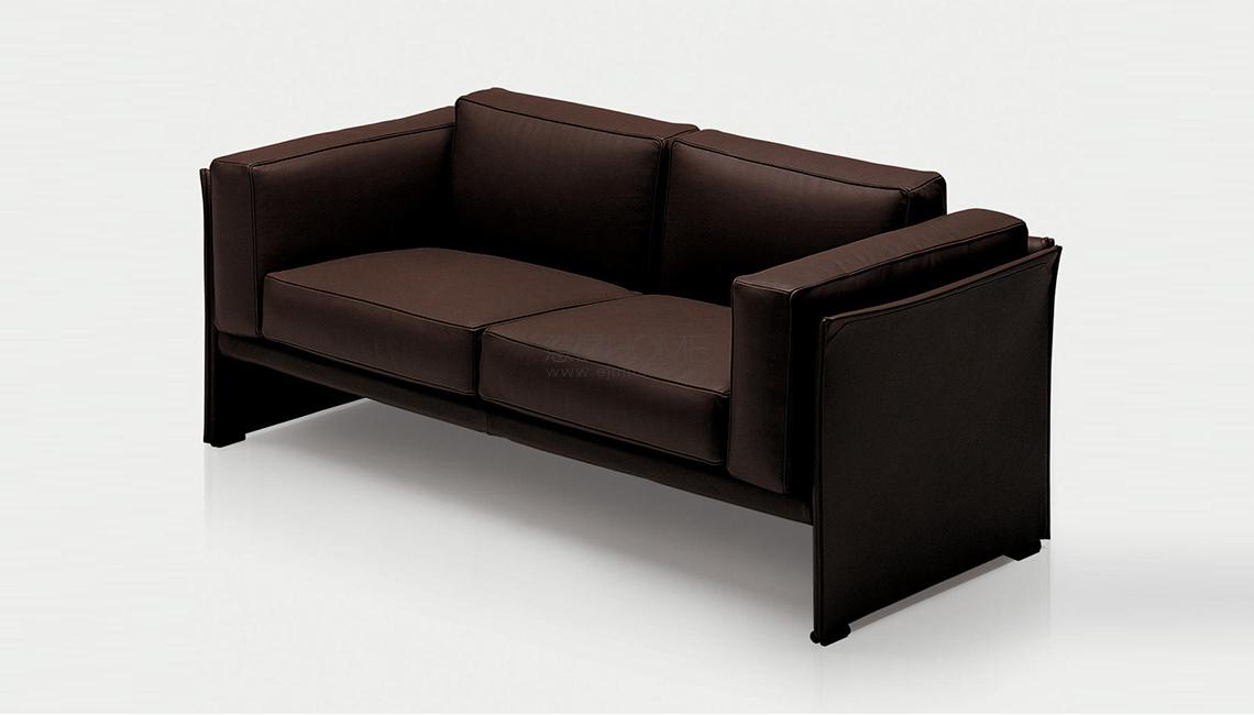 405 DUC 多人沙发