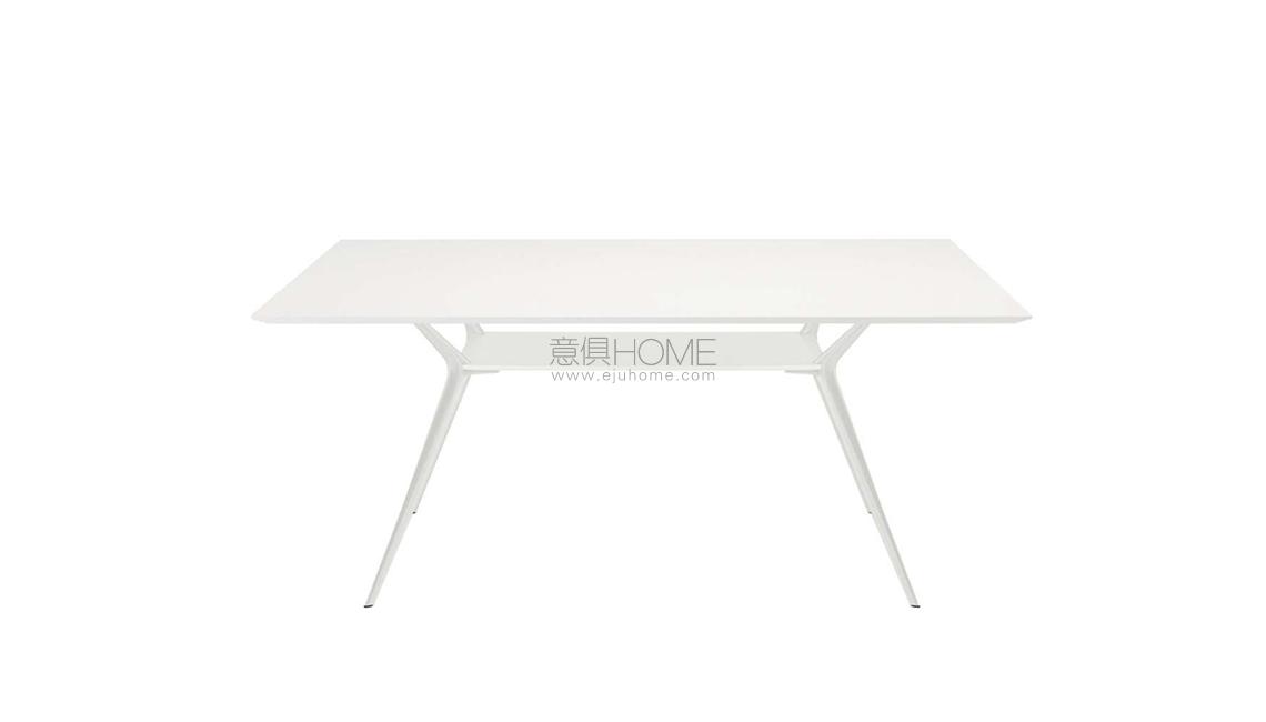 biplane-170x120-410 桌子