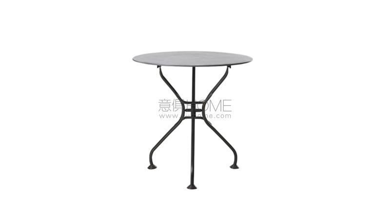 CERNOBBIO 户外桌子