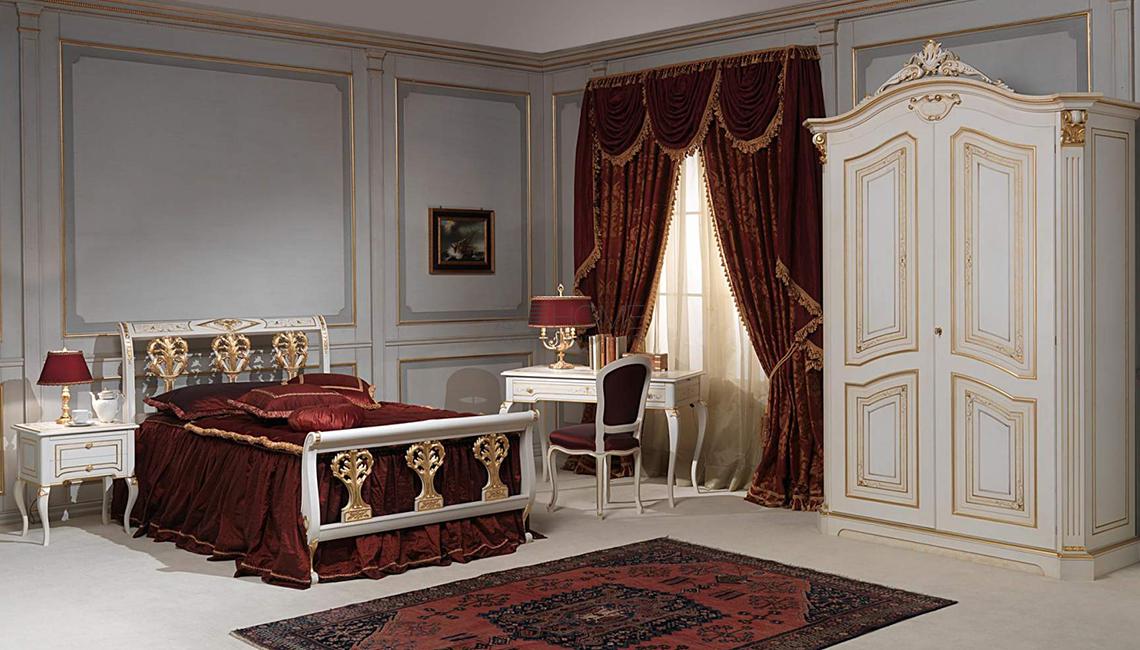 Classic french 18th century style bedroom Rubens 床头柜