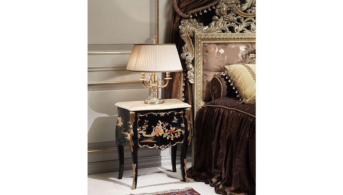 Classic luxury night table lacquered and decorated 床头柜
