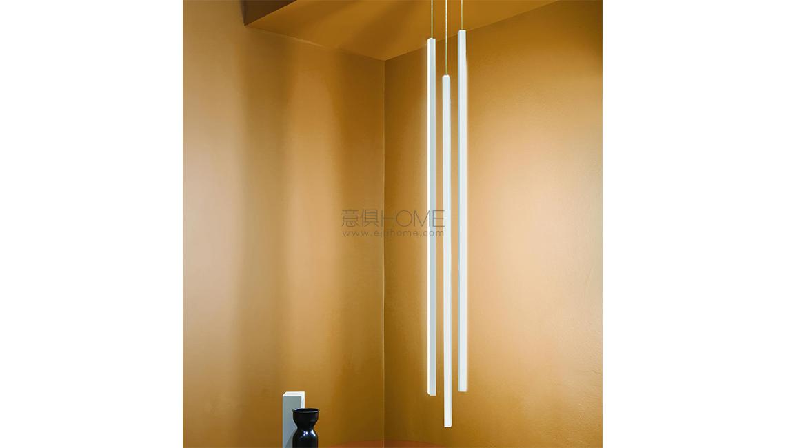 LINESCAPES PENDANT VERTICAL 吊灯