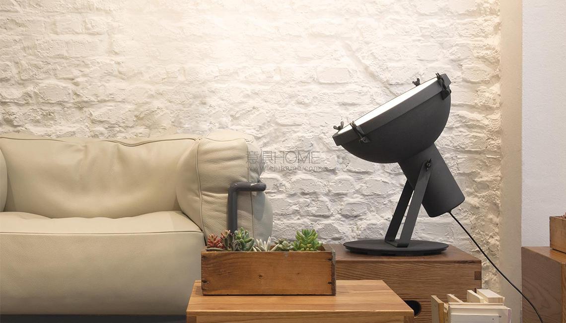 NEMOPROJECTEUR 365 FLOOR 台灯