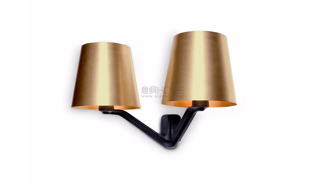 BASE WALL LIGHT BRASS壁灯