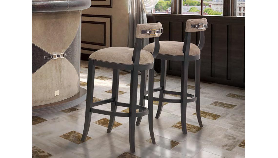 FORMITALIPLAZA高脚椅