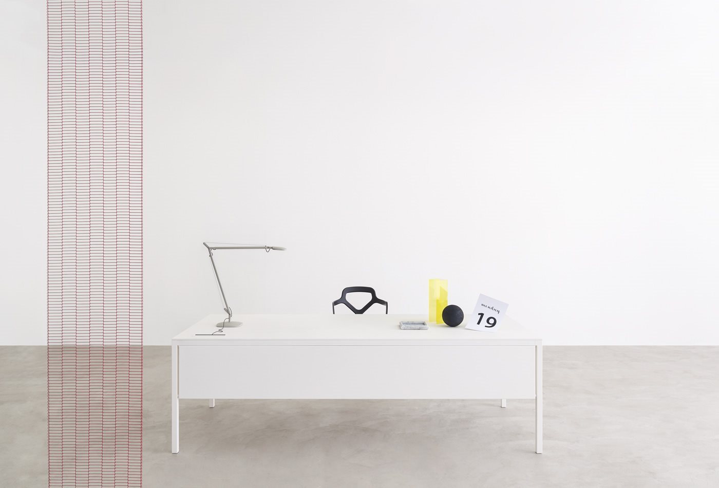 Helsinki 35 Office 书桌