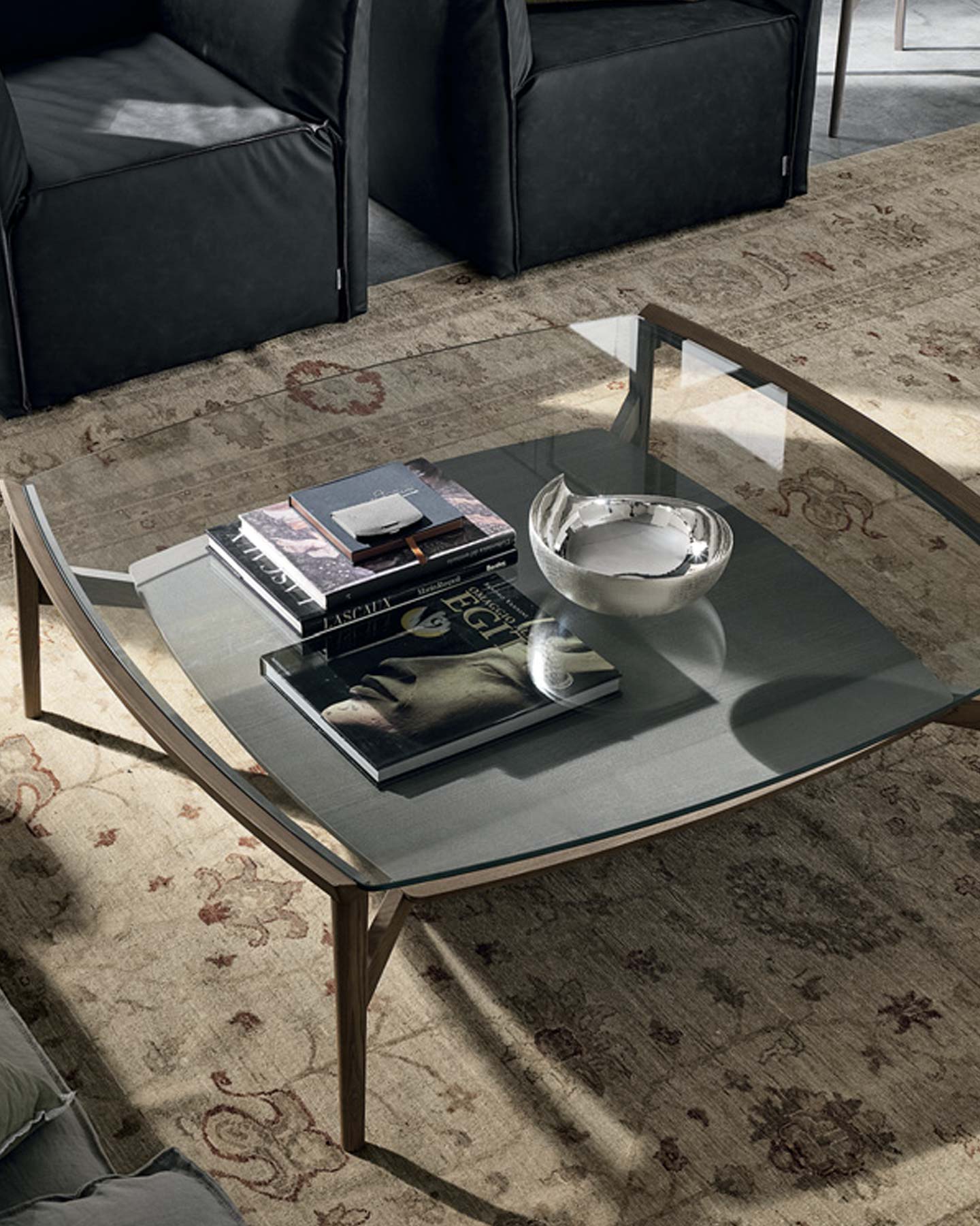 Gruppo TomasellaBLOOM茶几