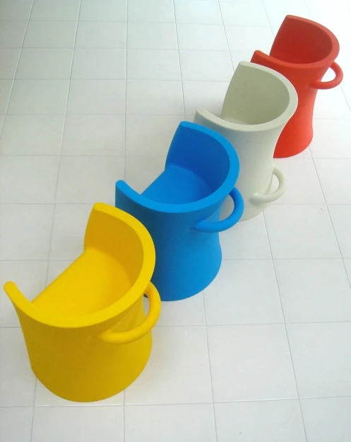 Eero AarnioTRIOLI休闲椅