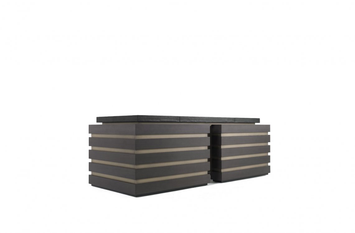 GIANFRANCO FERRESean书桌