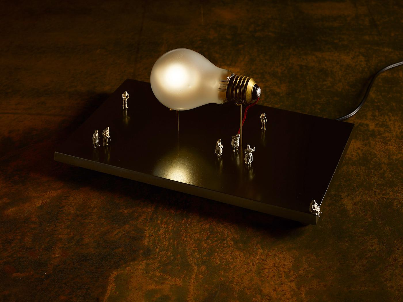 INGOMAURERI Ricchi Poveri - Monument for a Bulb台灯